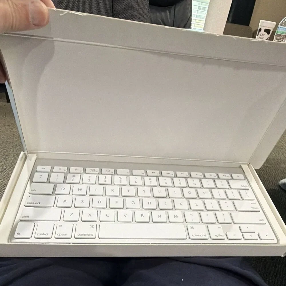 Apple Wireless Compact Keyboard White English QWERTY Standard Layout